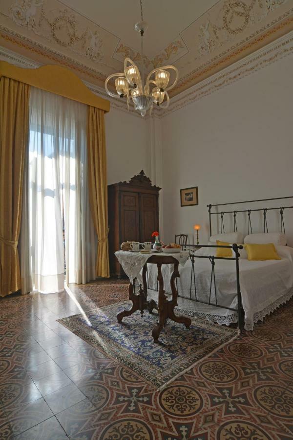B&B di Charme Camelie Riposto Esterno foto