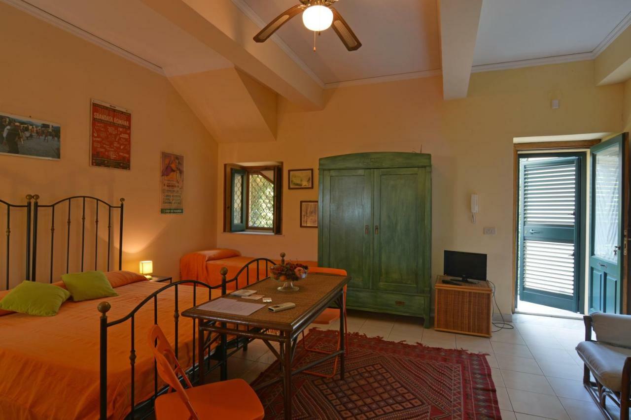 B&B di Charme Camelie Riposto Esterno foto